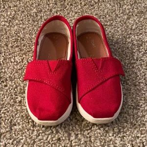 TOMS toddler shoes